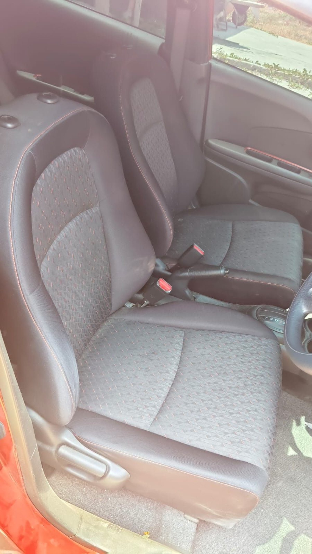 HONDA  BRIO  RS