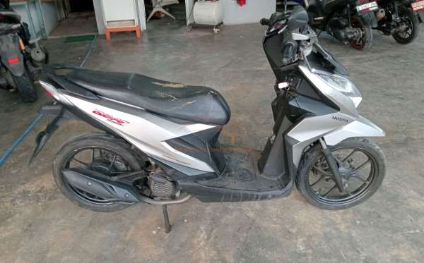 HONDA  BEAT
