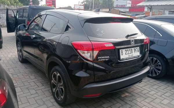HONDA HRV RU1 1.5 E