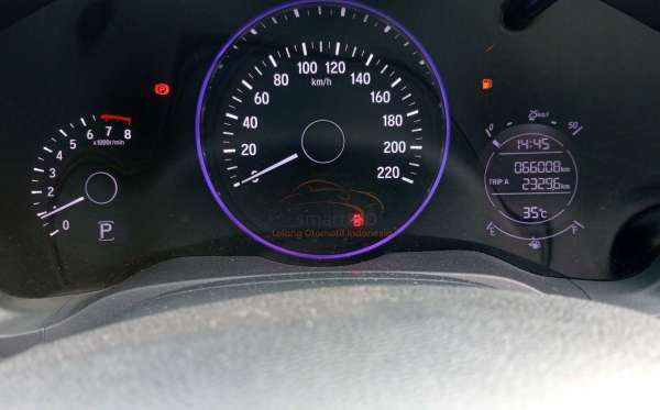 HONDA HRV RU1 1.5 E