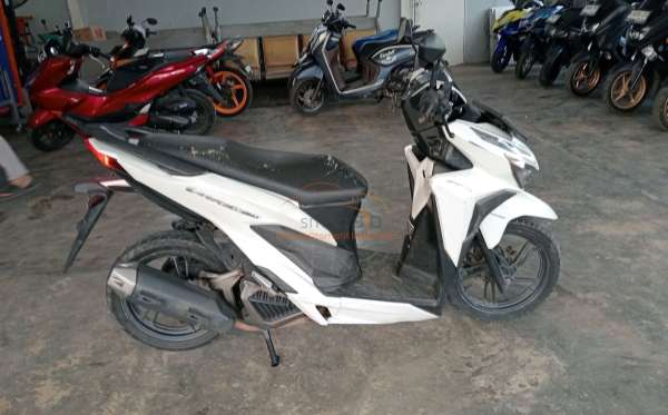 HONDA VARIO 150