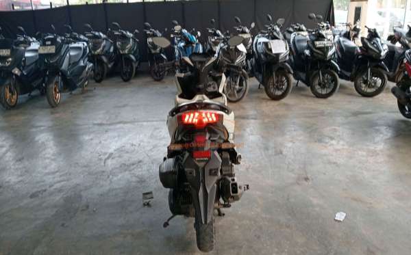 HONDA VARIO 150