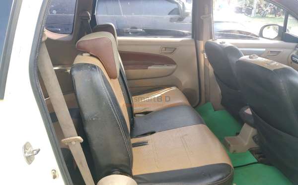 SUZUKI ERTIGA
