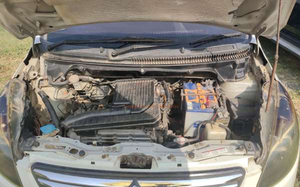 SUZUKI ERTIGA