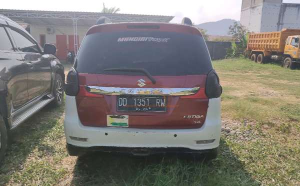 SUZUKI ERTIGA