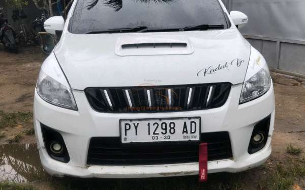 SUZUKI  ERTIGA  DX