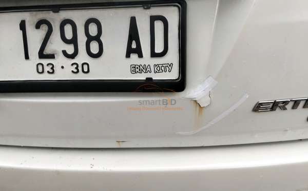 SUZUKI  ERTIGA  DX