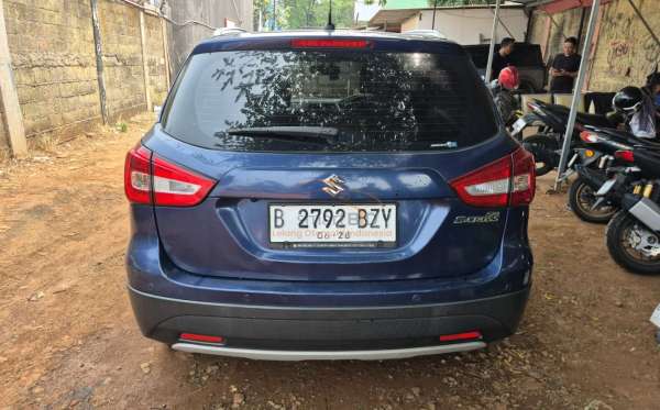 SUZUKI S - CROSS