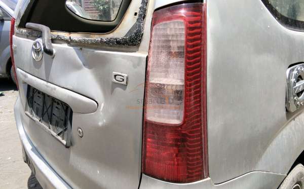TOYOTA AVANZA 1.3 G