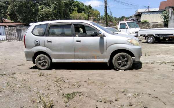 TOYOTA AVANZA 1.3 G