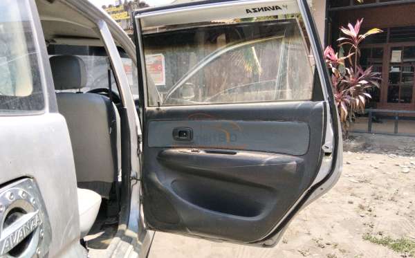 TOYOTA AVANZA 1.3 G