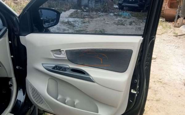 TOYOTA AVANZA 1.3 G