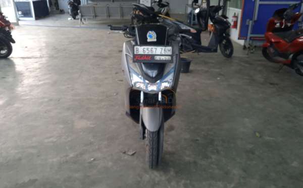 YAMAHA LEXI
