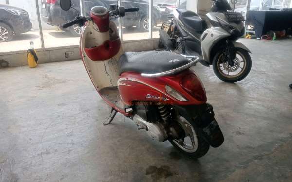 HONDA SCOOPY