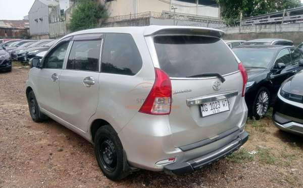 TOYOTA AVANZA 1.3 E
