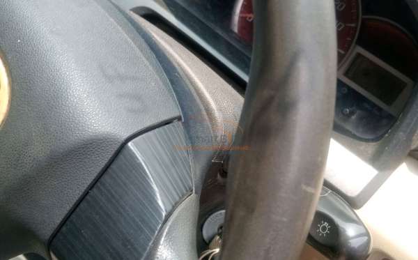 TOYOTA AVANZA 1.3 E
