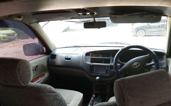 TOYOTA  KIJANG  UF 81