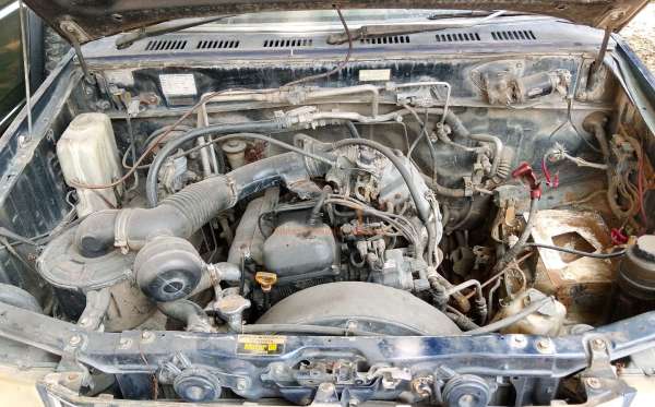 TOYOTA  KIJANG  UF 81