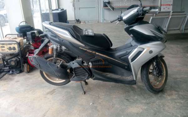 YAMAHA AEROX 155