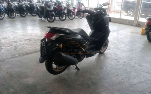 YAMAHA NMAX