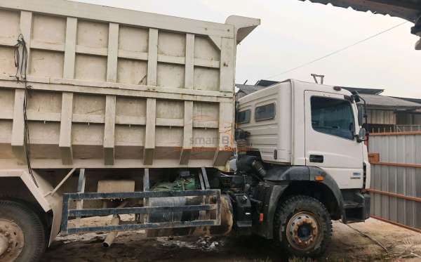 MERCEDES BENZ 2528 C (6X4) M/T