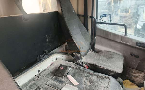 MERCEDES BENZ 2528 C (6X4) M/T