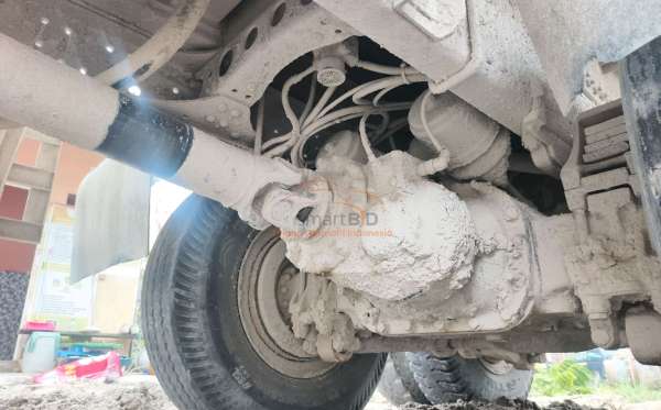 MERCEDES BENZ 2528 C (6X4) M/T