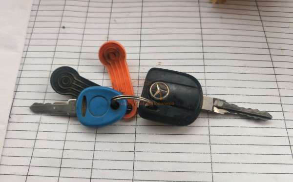 MERCEDES BENZ 2528 C (6X4) M/T