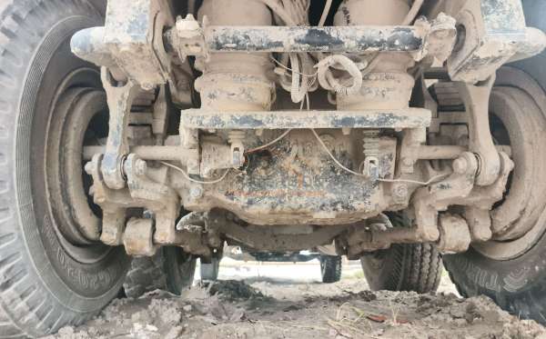MERCEDES BENZ 2528 C (6X4) M/T