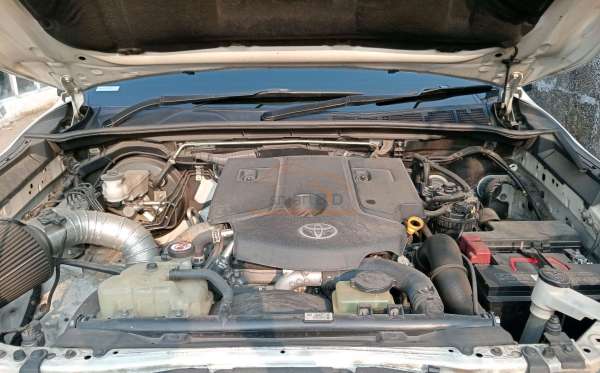 TOYOTA FORTUNER 2.8 VRZ