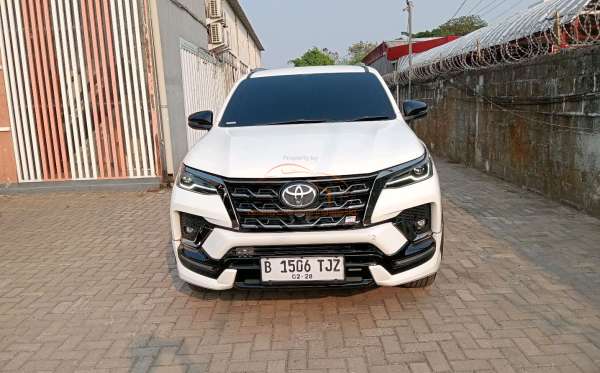 TOYOTA FORTUNER 2.8 VRZ