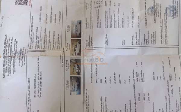 TOYOTA HILUX 2.4G DC 4X4