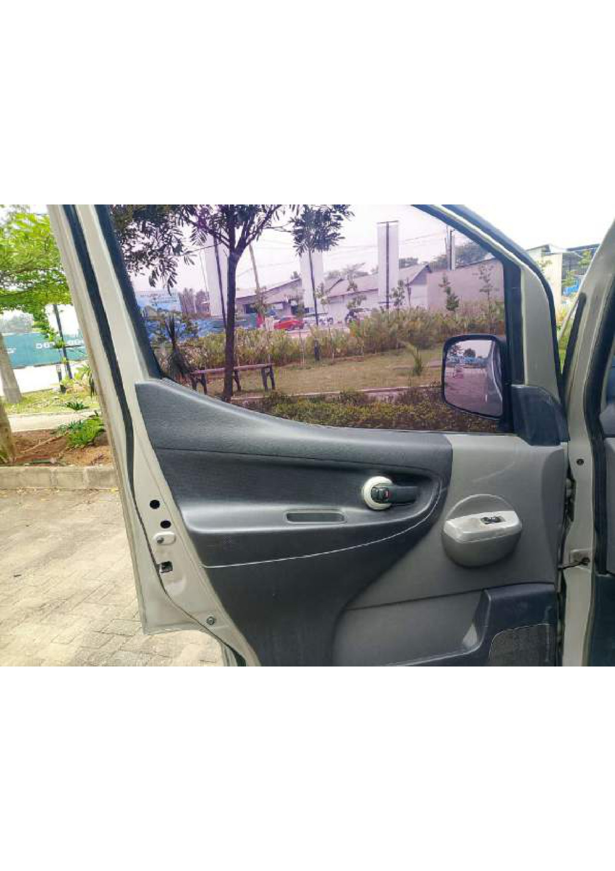 NISSAN EVALIA  1.5