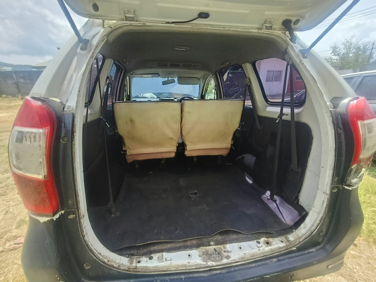DAIHATSU XENIA  M