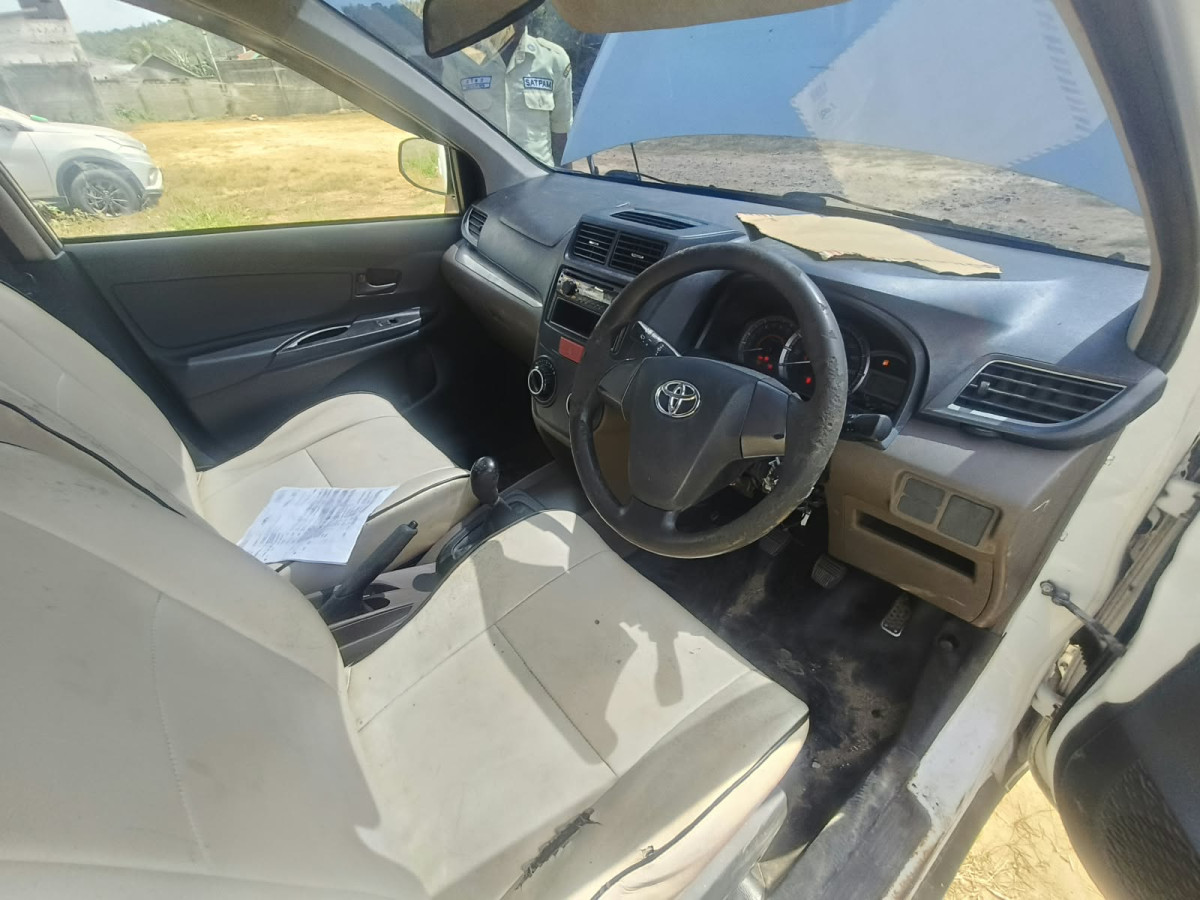 DAIHATSU XENIA  M