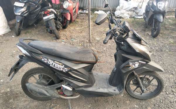 HONDA BEAT STREET ESP