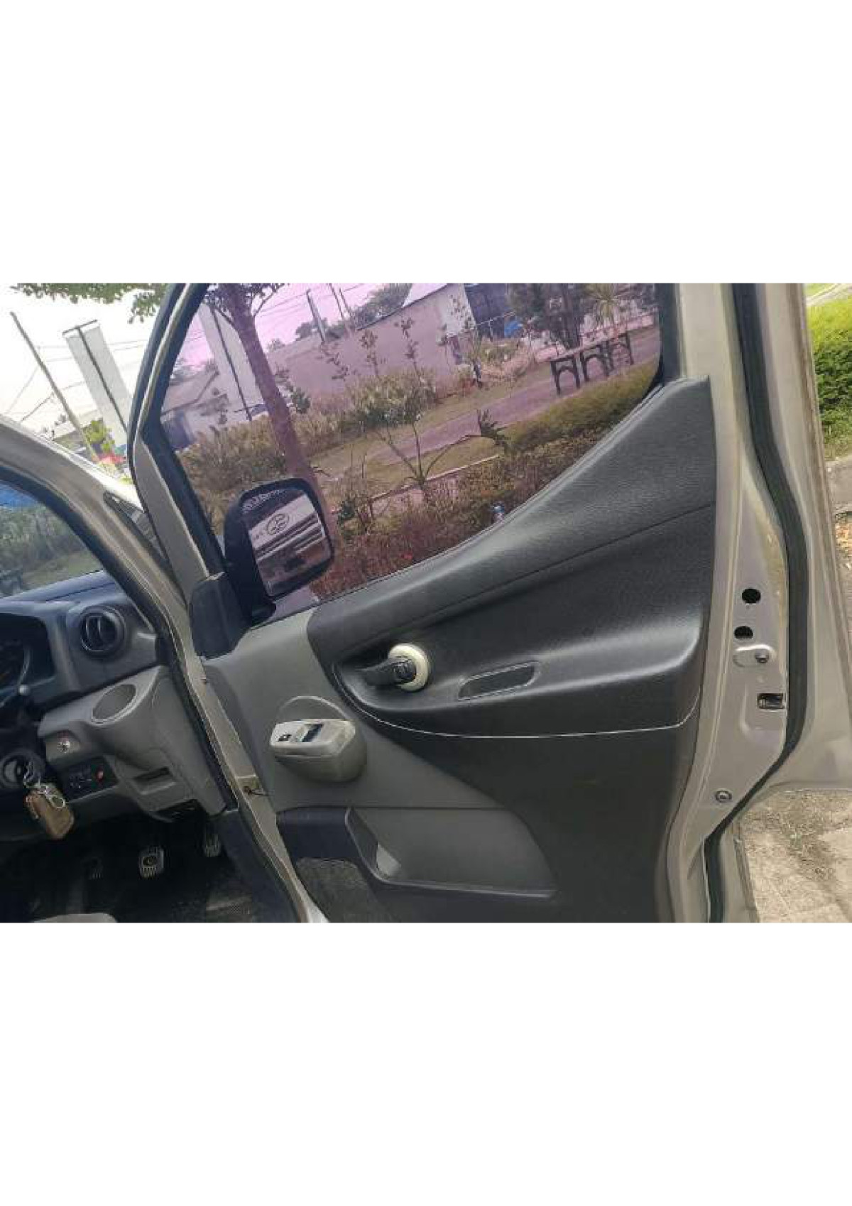 NISSAN EVALIA  1.5