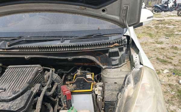 SUZUKI  ERTIGA  SDX