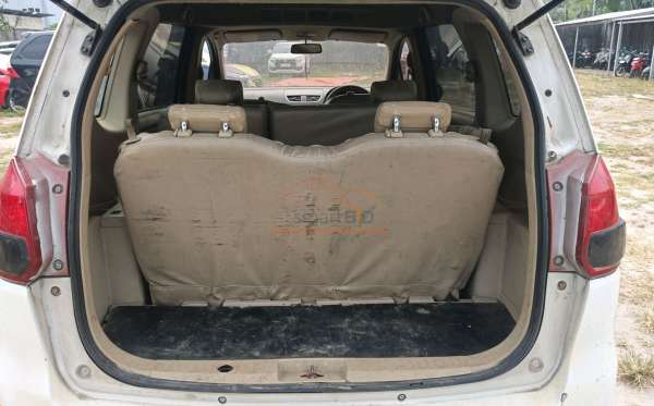 SUZUKI  ERTIGA  SDX