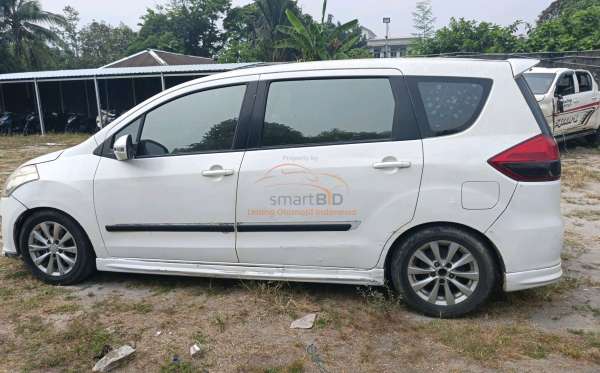 SUZUKI  ERTIGA  SDX