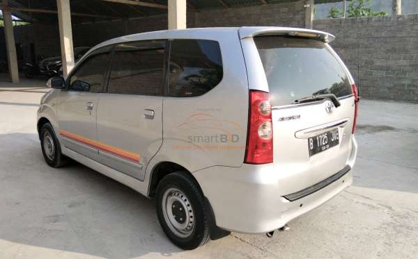 TOYOTA AVANZA 1.3 G