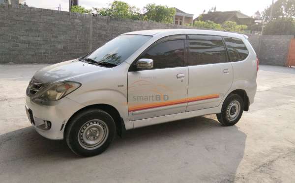 TOYOTA AVANZA 1.3 G