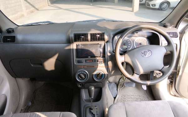 TOYOTA AVANZA 1.3 G
