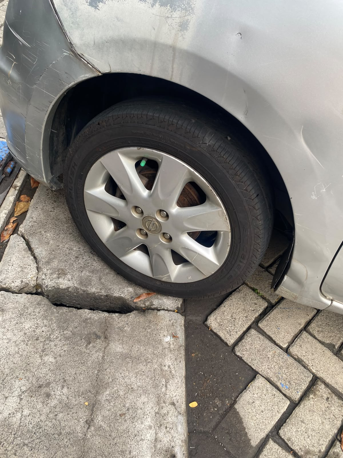 NISSAN  MARCH  1.2