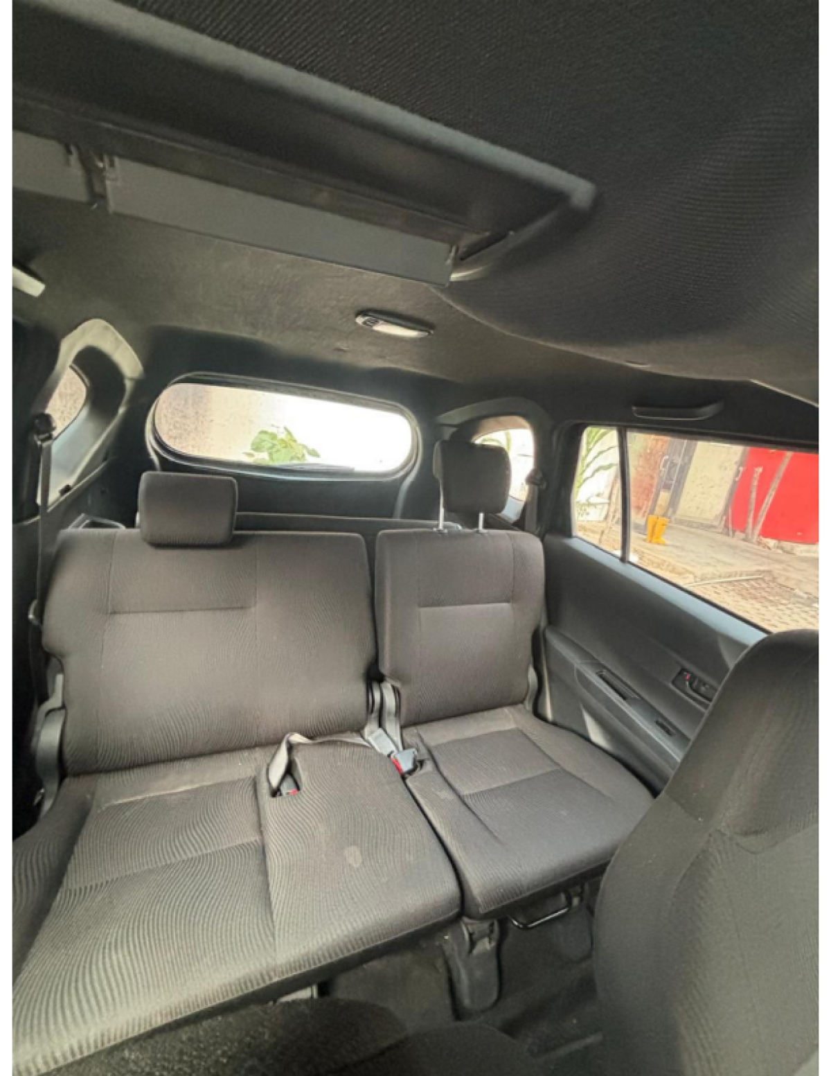 DAIHATSU  SIGRA  M