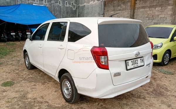 DAIHATSU SIGRA 1.0 D MC
