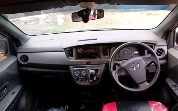 DAIHATSU SIGRA 1.0 D MC