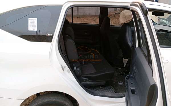 DAIHATSU SIGRA 1.0 D MC
