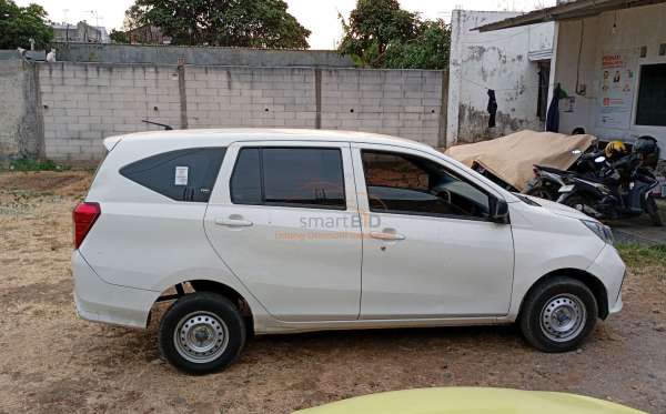 DAIHATSU SIGRA 1.0 D MC