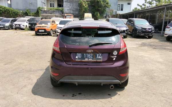 FORD  FIESTA 1.6L AT S